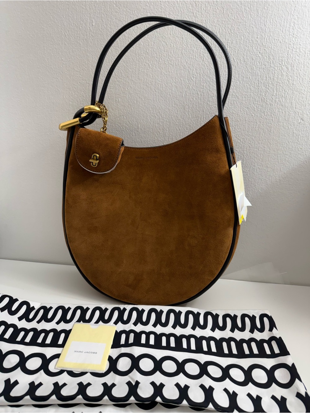 MARC JACOBS
The Suede Large Dual Hobo Bag - Picture 5 of 16